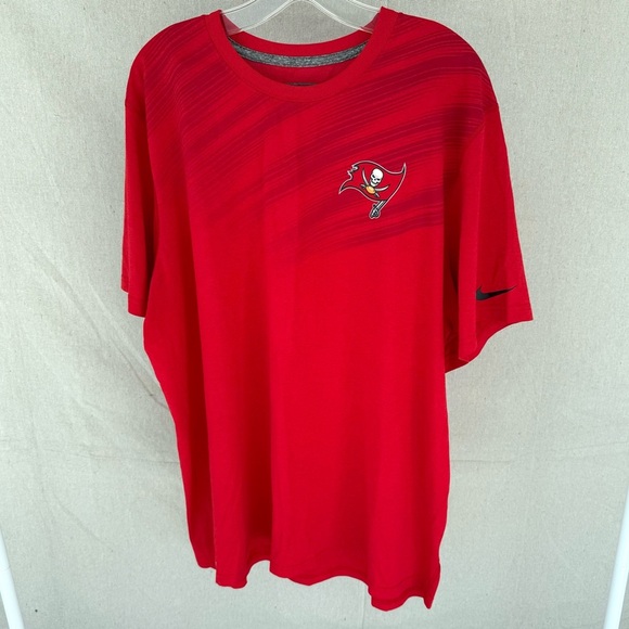 Nike NFL Team Apparel Tampa Bay Buccaneers Red Dri-Fit Shirt Size XXL - Picture 3 of 6